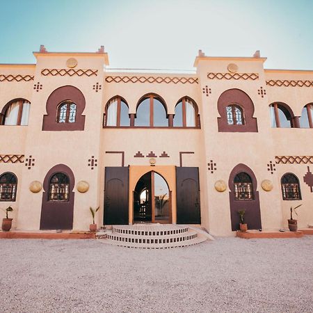Traditional Riad Merzouga Dunes Εξωτερικό φωτογραφία