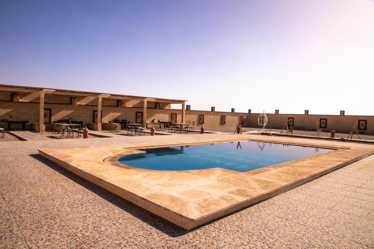 Traditional Riad Merzouga Dunes Εξωτερικό φωτογραφία