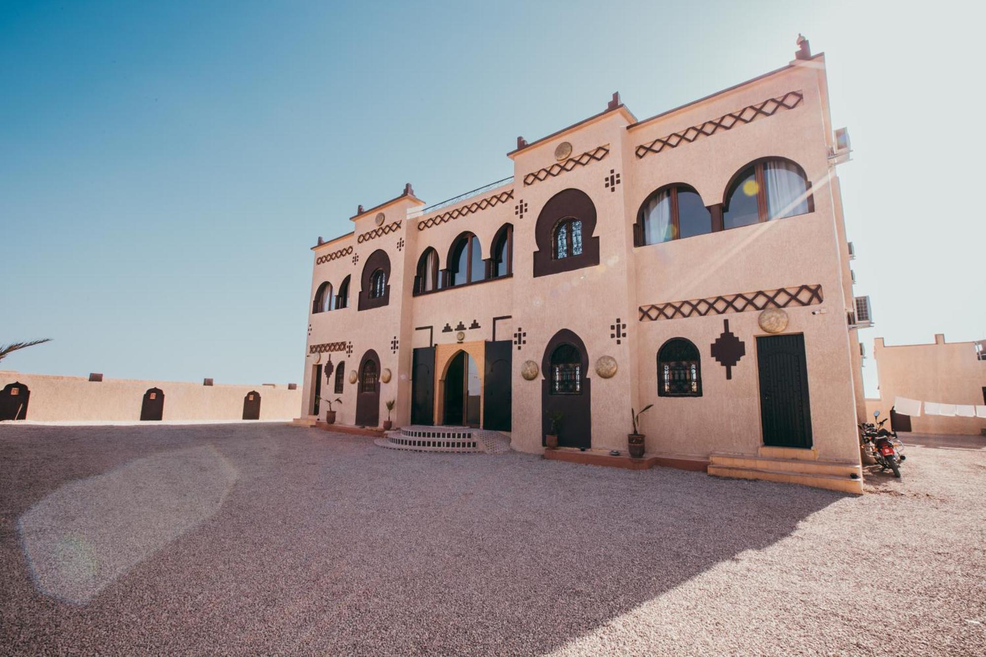 Traditional Riad Merzouga Dunes Εξωτερικό φωτογραφία